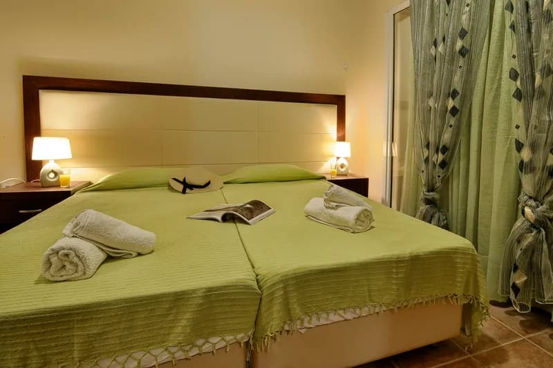 APARTMENT CAPACITY 5 Room, Fouxia Apartments and Studios, Corfu
