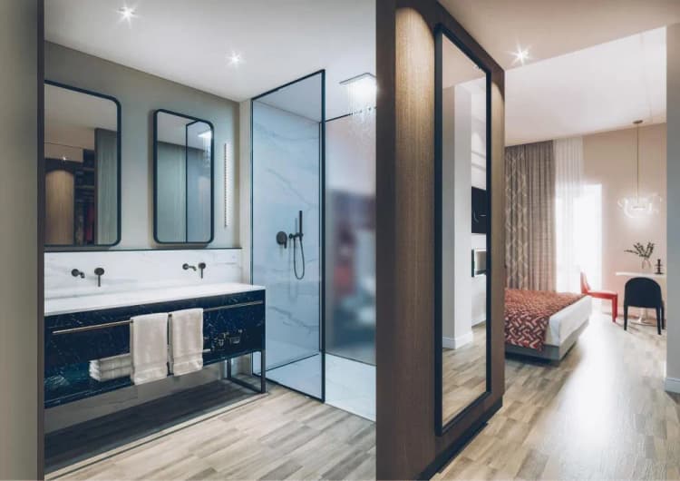 Double or Twin DELUXE CITY VIEW Room, Grand Fontana Di Trevi, Rome