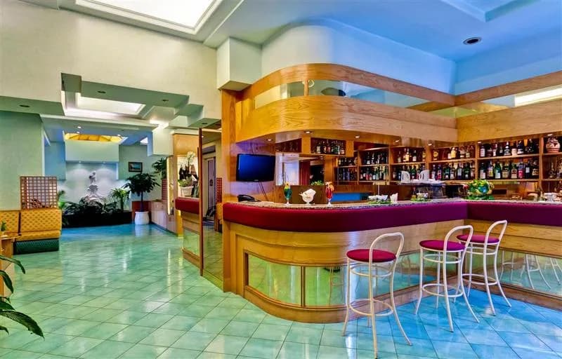 Bar, Regina Palace Terme, Naples