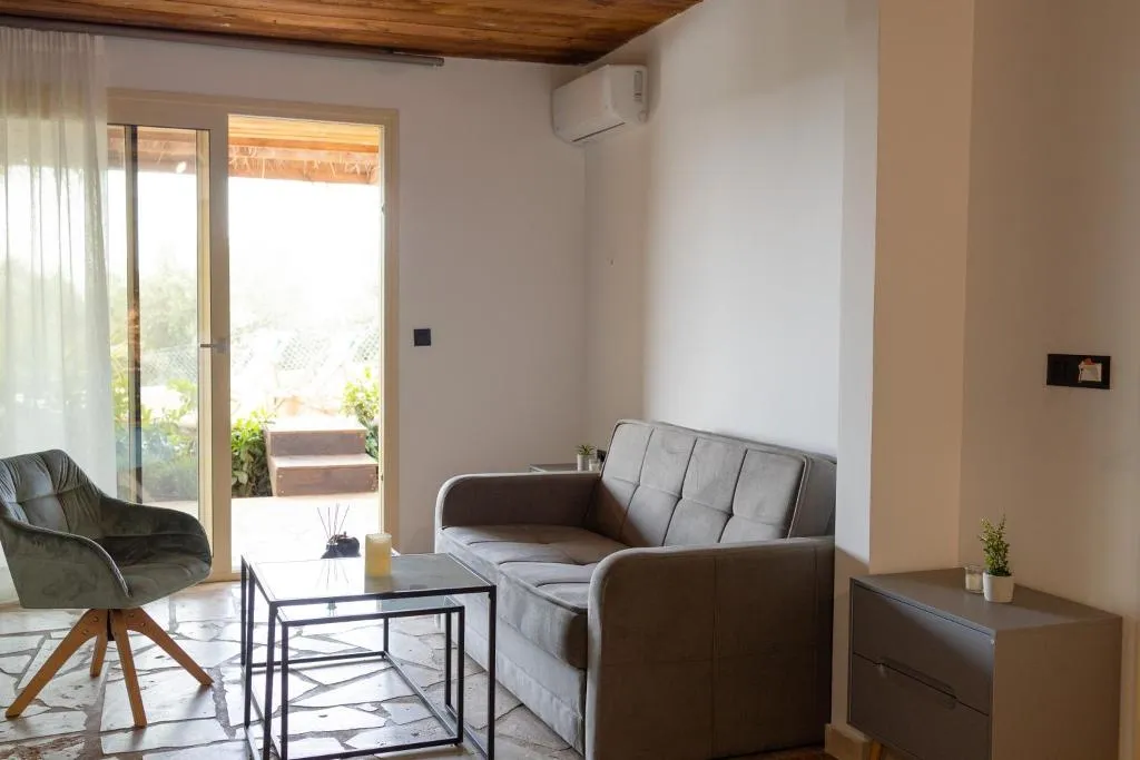 APARTMENT CLASSIC Room, Sanimar By Mono Alex, Thessaloniki