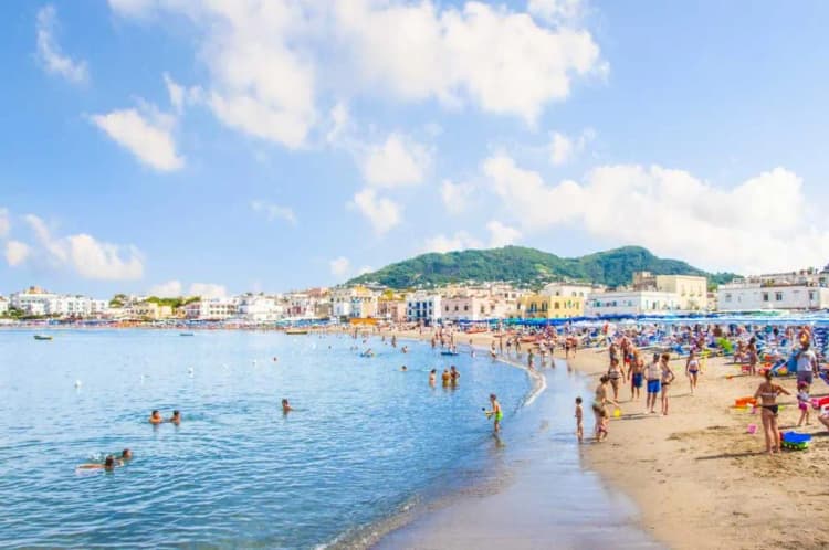 Beach, Bristol Terme, Naples