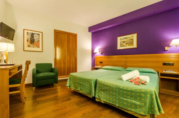 Double or Twin STANDARD Room, Yit Conquista De Toledo, Madrid