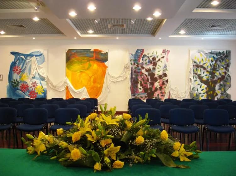 Conferences, Escola, Madeira