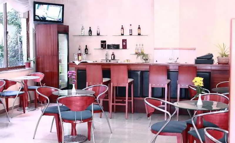 Bar, Apollo, Athens