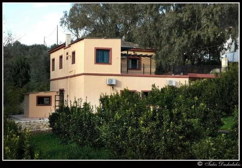 General view, To Spitaki tou Papa, Crete