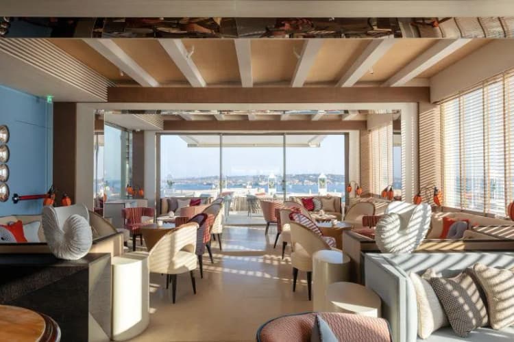 Bar, Grand Hotel Des Étrangers, Catania