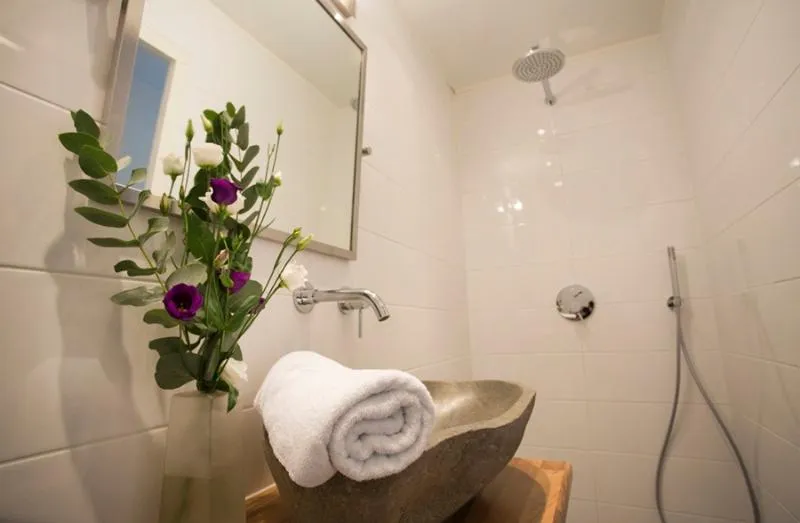 DOUBLE DELUXE Room, Quentin Golden Bear Hotel, Amsterdam