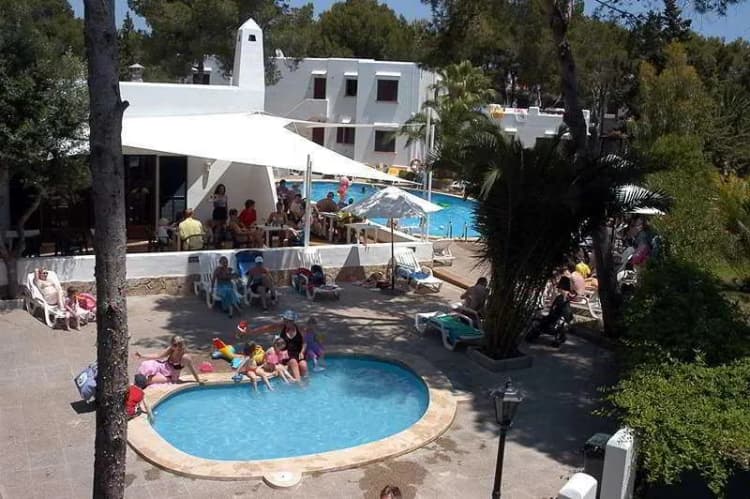 General view, Club Cala D'Or Apts., Majorca