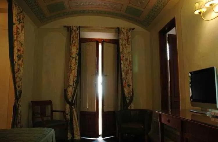 DOUBLE DELUXE Room, Villa Aurora, Florence