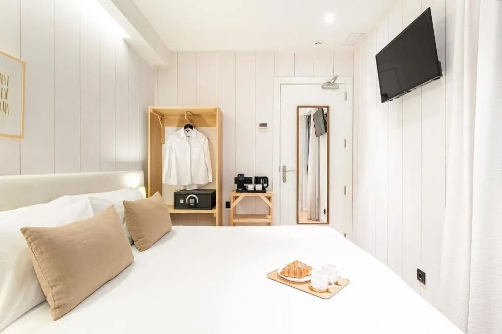 DOUBLE ECONOMY Room, Casa Bella Gracia, Barcelona