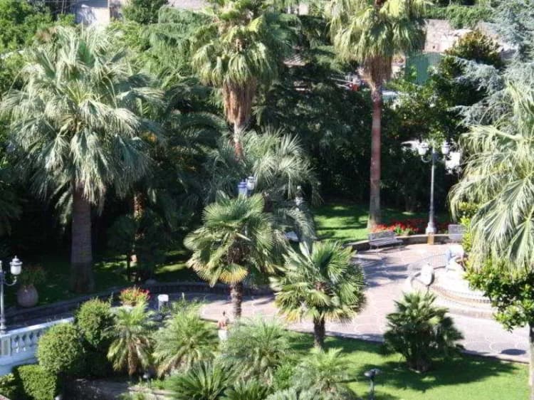 General view, Grand Hotel Parco del Sole, Naples