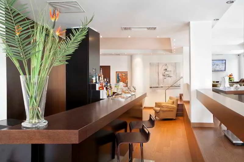 Bar, Plaka Hotel, Athens