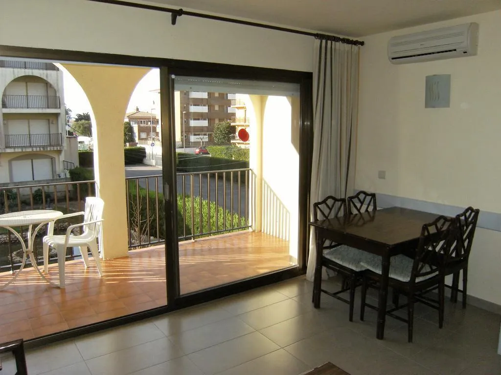 APARTMENT CAPACITY 4 ONE BEDROOM Room, Jardins del Mar, Costa Brava