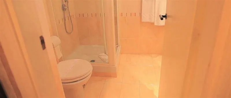 DOUBLE STANDARD Room, Viminale, Rome
