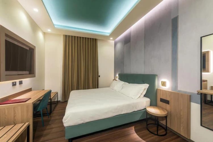 DOUBLE SUPERIOR Room, Hotel Vittoria, Naples