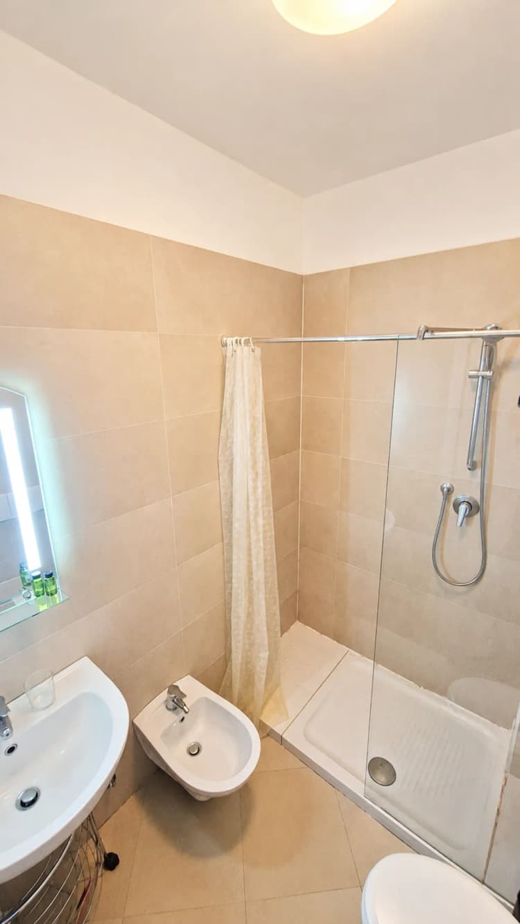 APARTMENT BASIC Room, Style Homes, Milan