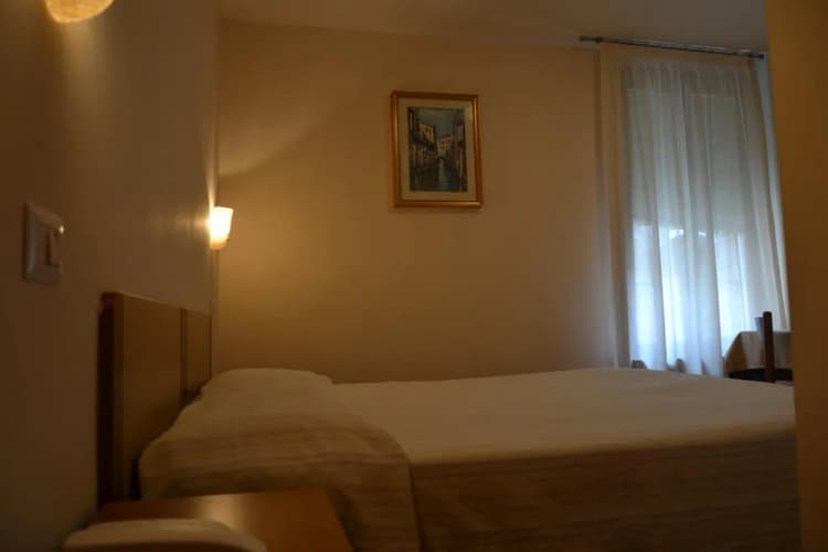 DOUBLE SINGLE USE STANDARD Room, Canada Hotel, Venice