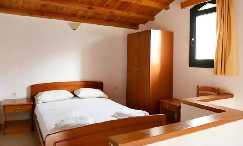 APARTMENT CAPACITY 3 Room, Petra Village, Crete
