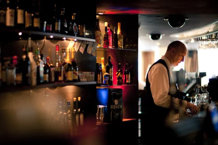 Bar, Original Sokos Hotel Viru, Tallinn