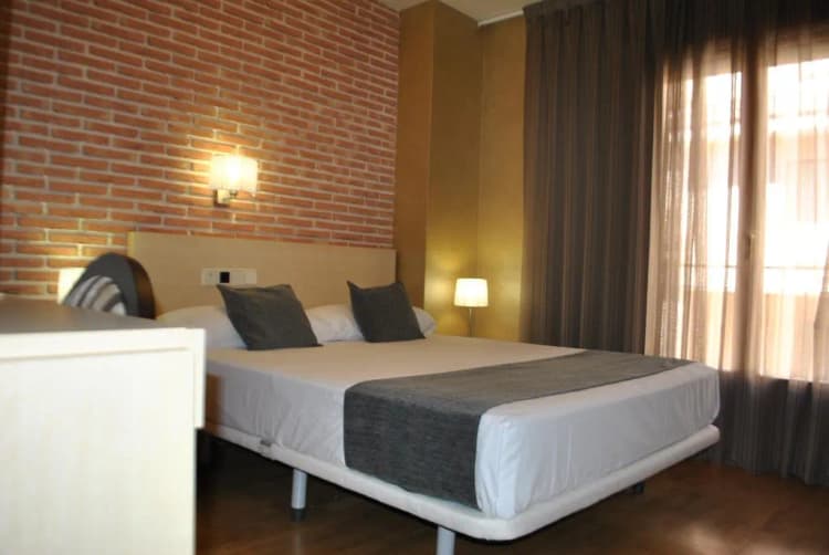 DOUBLE ECONOMY Room, Alda nueva Castilla, Madrid