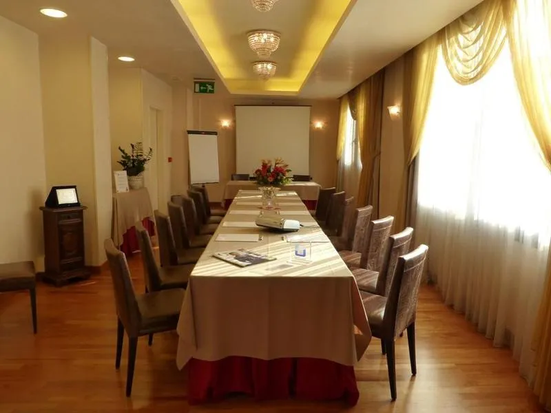Conferences, iH Hotels Padova Admiral, Venice