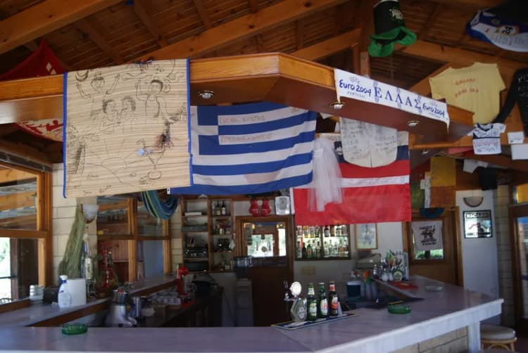 Bar, Galini, Crete