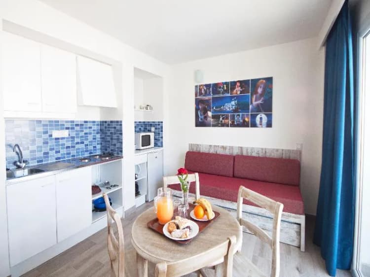 APARTMENT CAPACITY 4 ONE BEDROOM Room, Pirates Village, Majorca