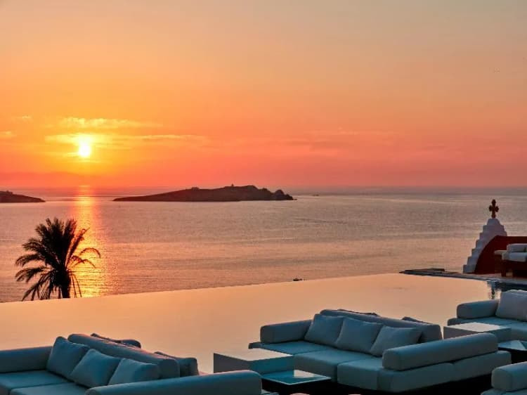 General view, Bill & Coo Suites and Lounge, Mykonos