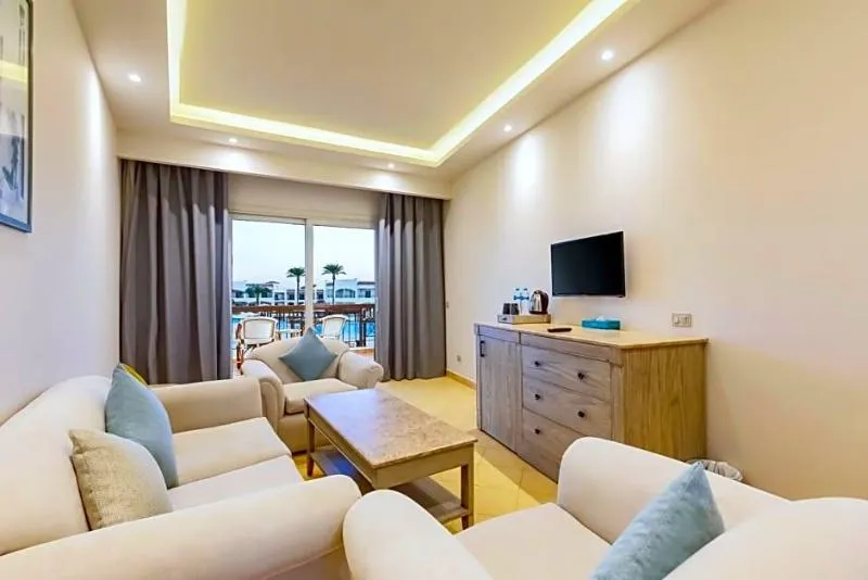 Room, Protels Grand Seas Resort Aqua Park, Red Sea Riviera