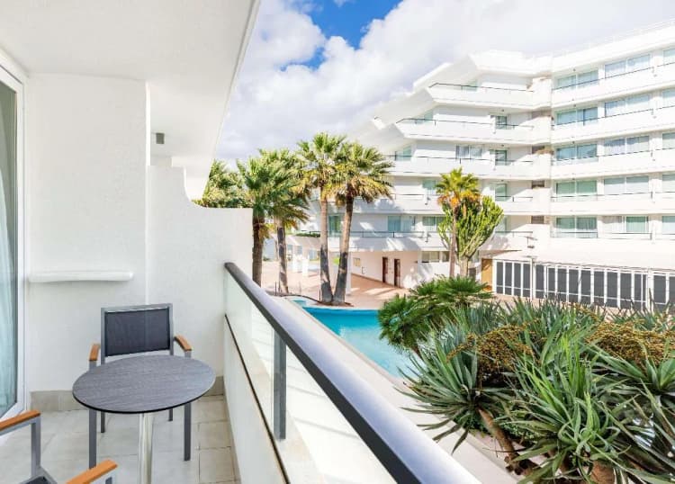 DOUBLE POOL VIEW Room, Viva Eden Lago, Majorca