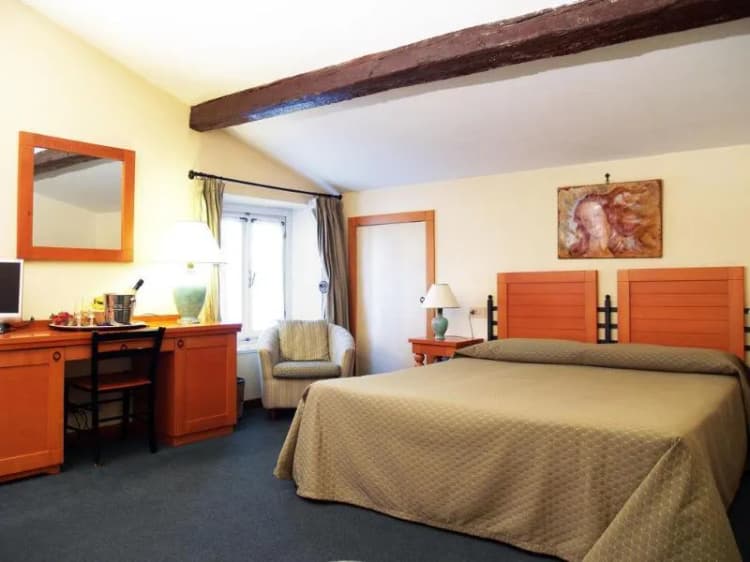 DOUBLE SINGLE USE SUPERIOR Room, Botticelli, Florence
