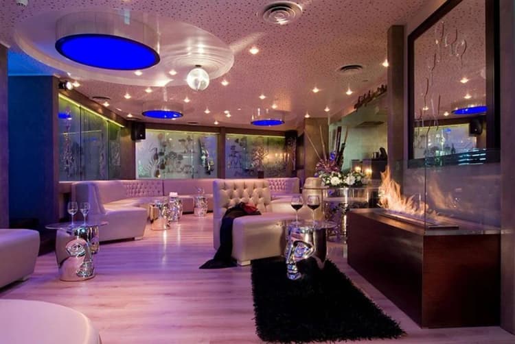 Bar, The Athenian Callirhoe, Athens