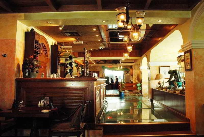 Bar, Regent Palace, Dubai