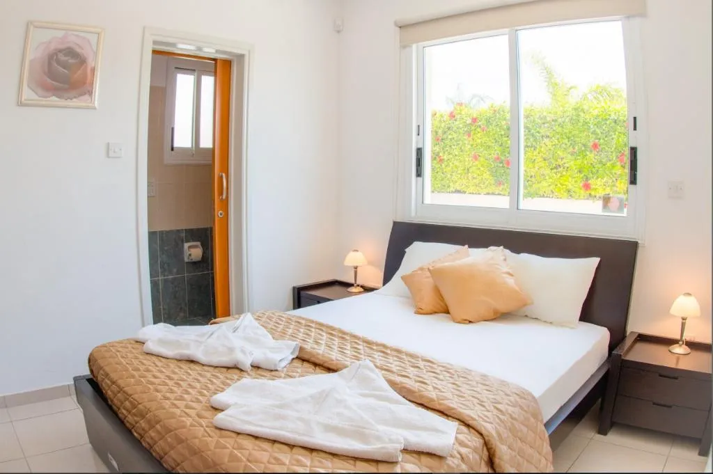 BUNGALOW THREE BEDROOMS Room, Bungalow Cassia, Cyprus