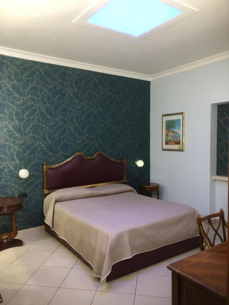 DOUBLE STANDARD Room, Hotel Serena, Naples