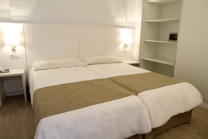 APARTMENT TWO BEDROOMS Room, Apartamentos Inn, Majorca