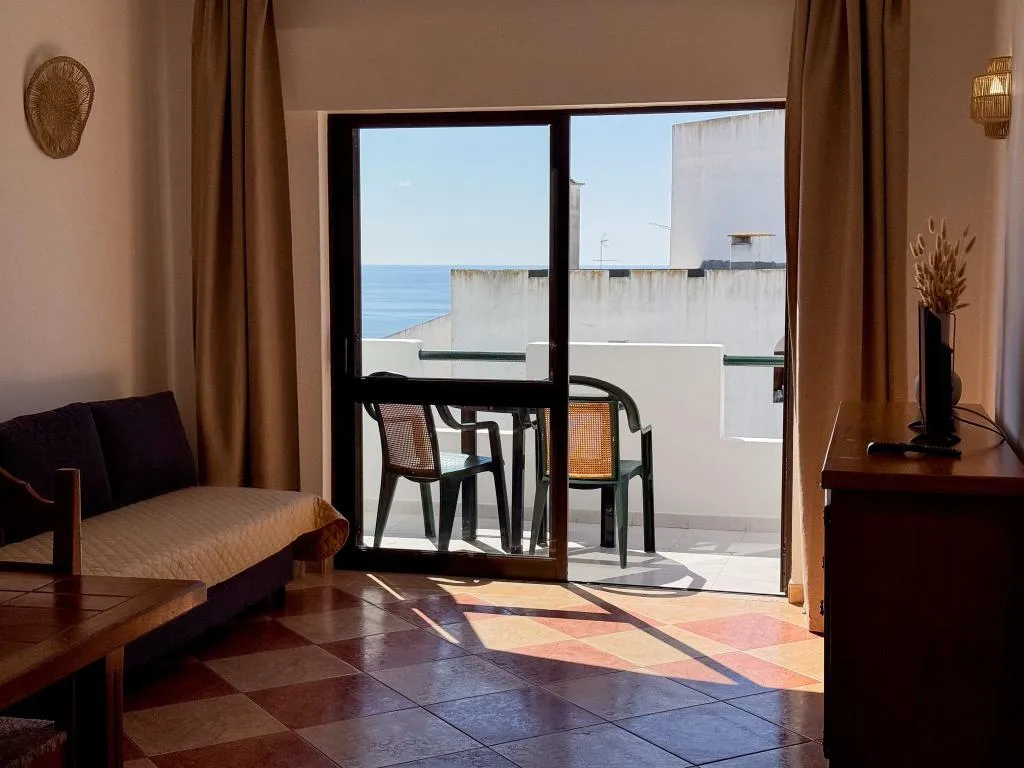 APARTMENT CAPACITY 3 ONE BEDROOM Room, Cerro Atlantico by Umbral, Algarve
