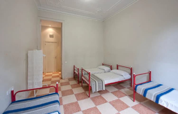 Room, Hostal Two Pillows, Barcelona