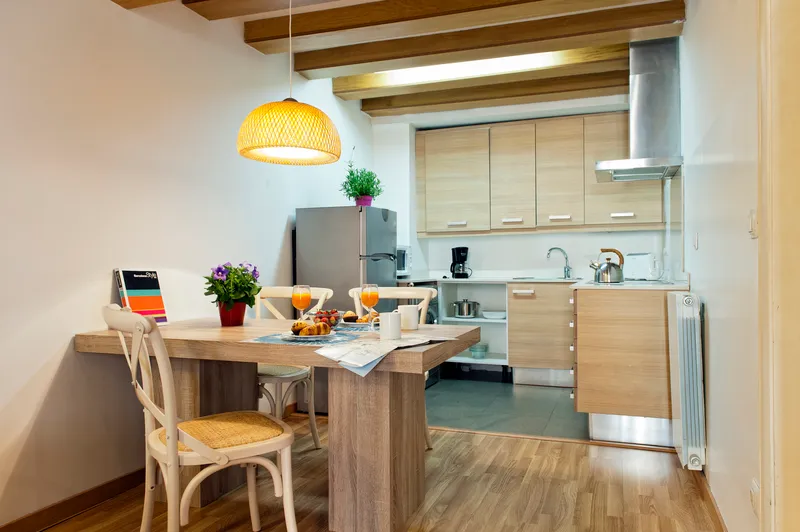 APARTMENT CAPACITY 2 ONE BEDROOM Room, MH Apartments Liceo, Barcelona