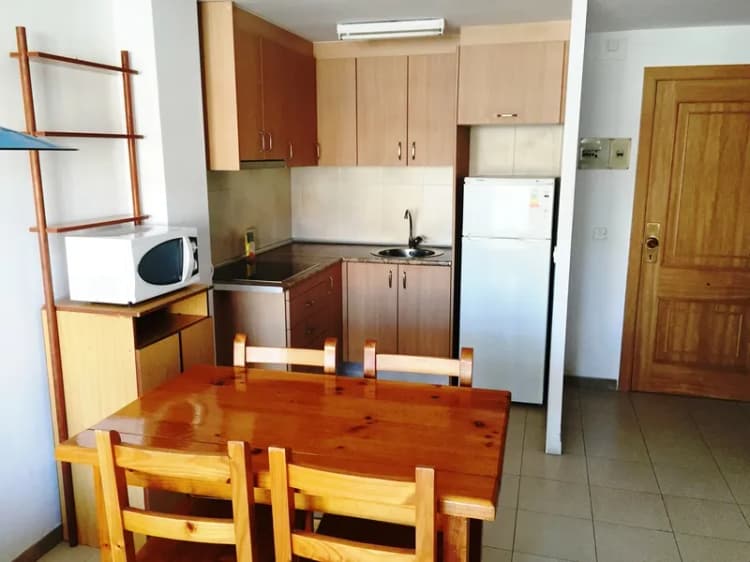 APARTMENT CAPACITY 4 ONE BEDROOM Room, Apartamentos Ar Lotus, Costa Brava
