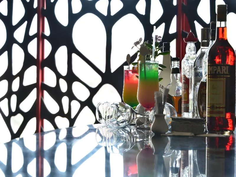 Bar, Parrotel Beach Resort, Red Sea Riviera