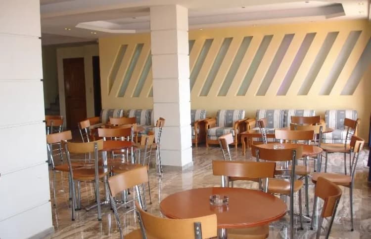 Bar, De la Plage, Kalamata