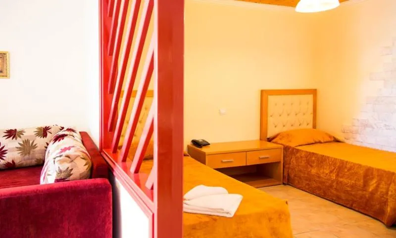 APARTMENT CAPACITY 5 Room, Village Mare, Thessaloniki