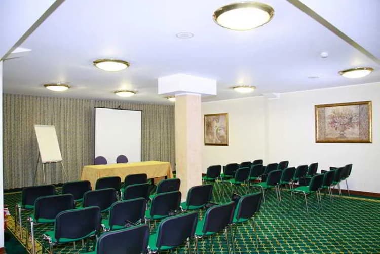 Conferences, Alga, Milan