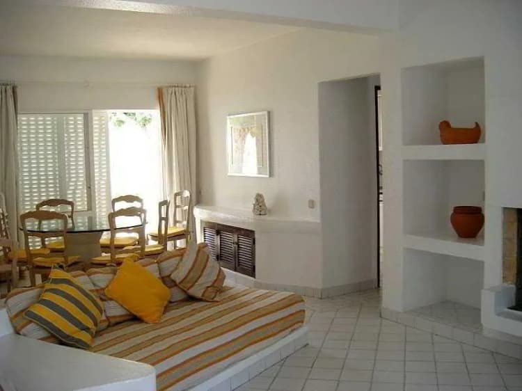General view, Montechoro Clube 99, Algarve