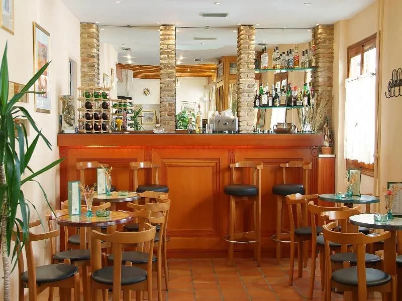 Bar, Acropole Delphi hotel, Athens