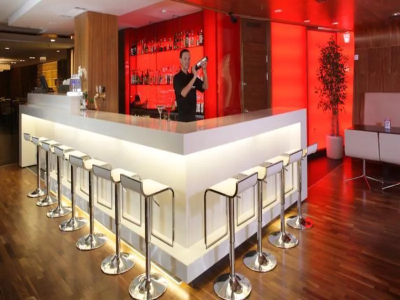 Bar, Radisson Blu Elizabete Hotel, Riga