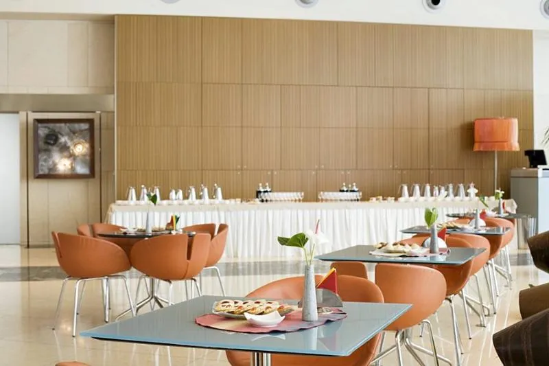 Bar, UNA HOTELS T Hotel Cagliari, Cagliari