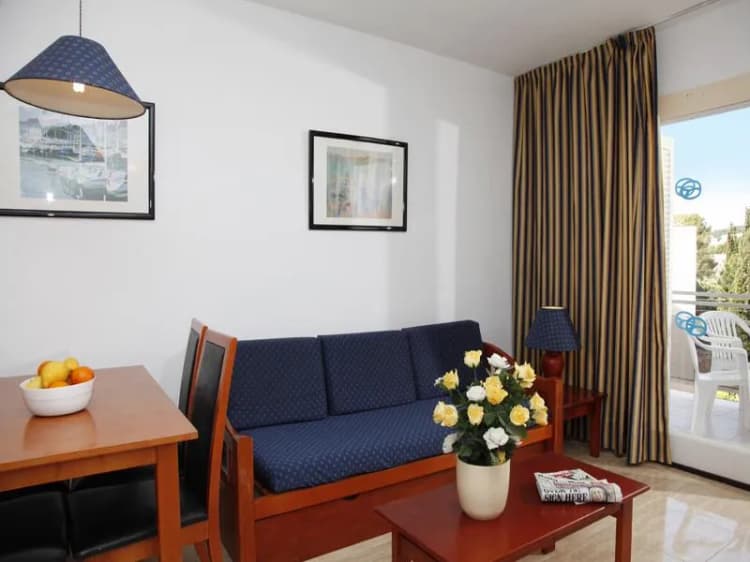 APARTMENT STANDARD Room, Suites Roc Portonova, Majorca