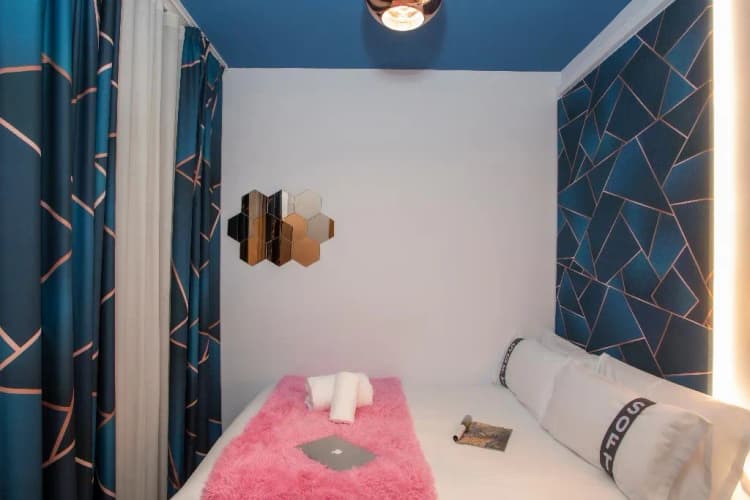 DOUBLE ECONOMY Room, Casual Colours Barcelona, Barcelona